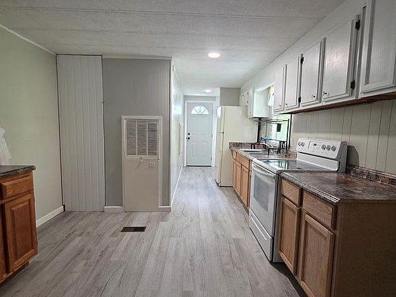 5th image of 217 Brown Hollow Rd