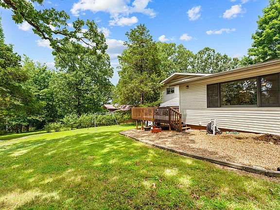 4th image of 341 Greenbrier Lane