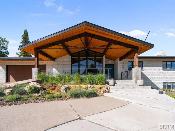 460 Rolling Hills Dr, Rexburg, ID 83440