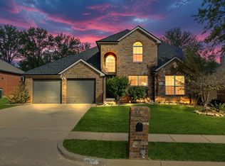 2001 Fair Oaks Cir, Corinth, TX 76210