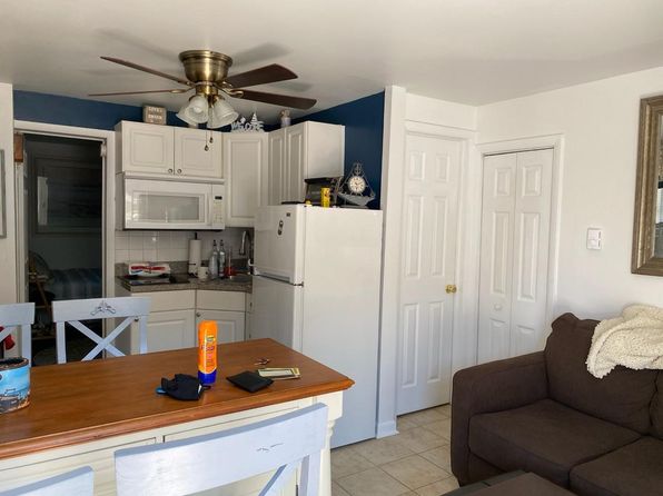 9411 Monmouth Ave APT 3