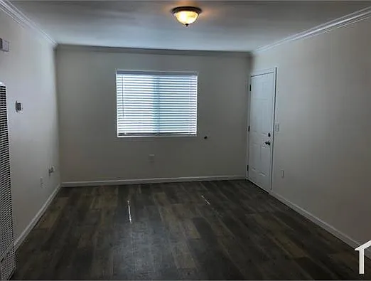 1612 W 81st St #3 — Photo 9