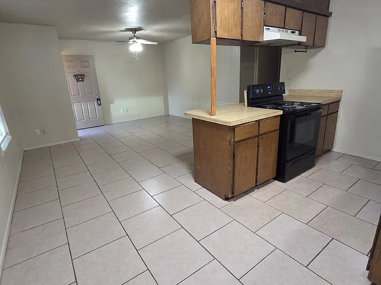 705 North St #A — Photo 3
