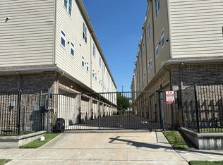 2020 McGowen St Unit T, Houston, TX 77004