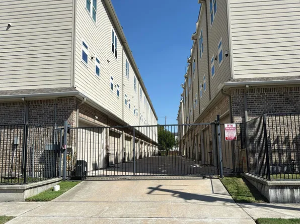 2020 McGowen St Unit T, Houston, TX 77004