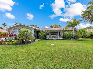 6519 E Town And River Rd, Fort Myers, FL 33919