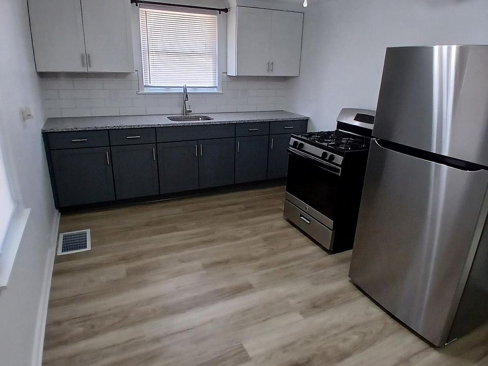 1st image of 728 9th Ave