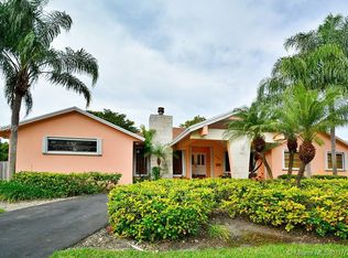 16920 SW 82nd Ave, Palmetto Bay, FL 33157