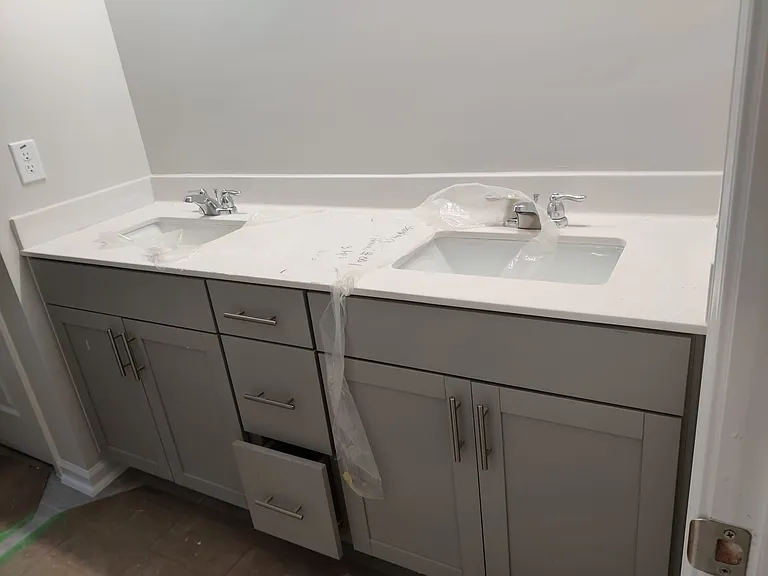 956 Maple Br — Photo 16