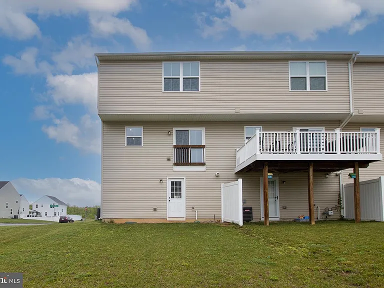 14 Snickers Ct — Photo 23