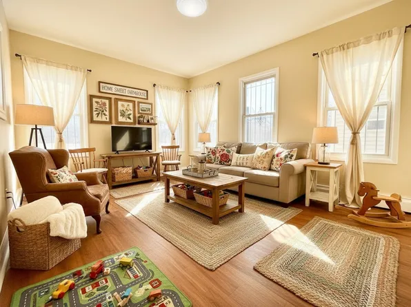 157-10 110th Avenue image 1 of 17