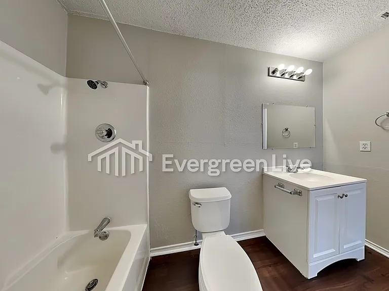 408 Saw Mill Rd — Photo 8