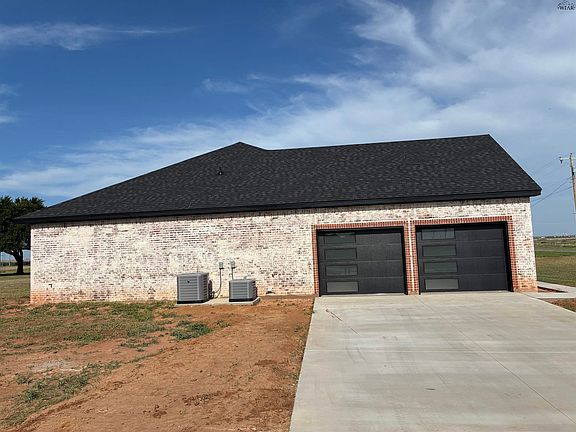 3rd image of 52 Cashion Rd