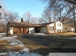 4710 Debra Ln, Shoreview, MN 55126