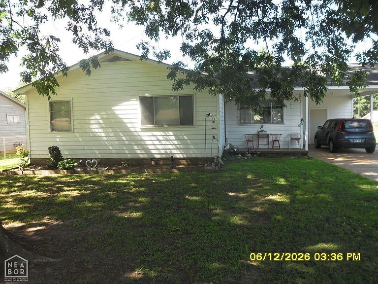Listing photo