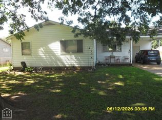 2900 Robinson St, Newport, AR 72112