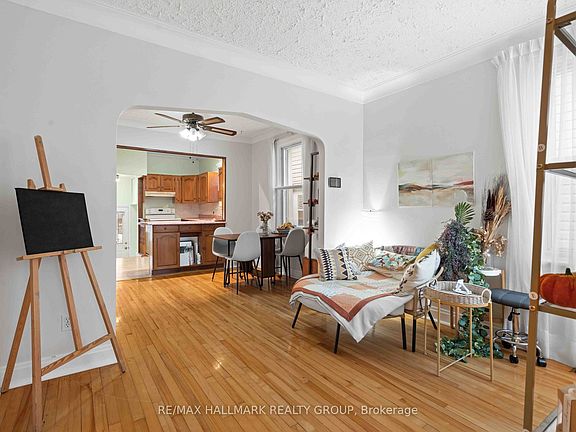 3rd image of 318 Shakespeare St
