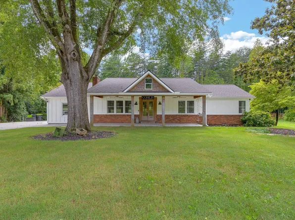 508 Forest Ave, Landrum, SC 29356