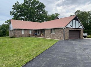 813 Doss Hill Rd, Fort Gay, WV 25514