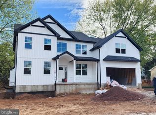 11B Fairview Ave, Perkasie, PA 18944