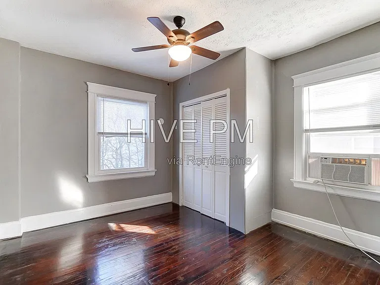 3636 Besuden Ct #4 — Photo 15