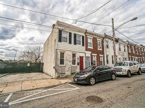 3rd image of 4602 Saint Davids St