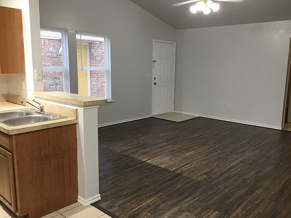 5th image of 1404 Concord Dr