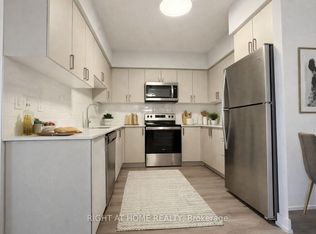 1475 Whites Rd #403, Pickering, ON L1V 0H3