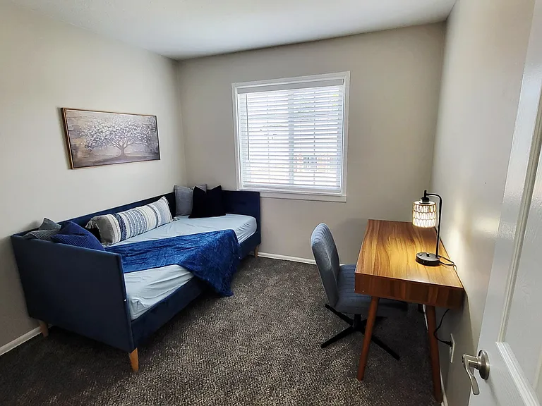 Berkley Commons — Photo 17