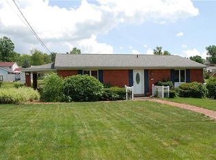121 Sunrise Dr, Irwin, PA