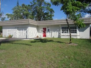 7347 Barragan Rd, Fort Myers, FL 33967