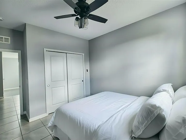 2087 Emerald Springs Dr — Photo 8