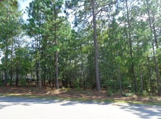 28 Bedford Cir, Pinehurst, NC 28374