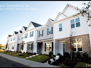 164 Enterprise Dr, Clayton, NC 27520