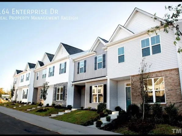 164 Enterprise Dr, Clayton, NC 27520