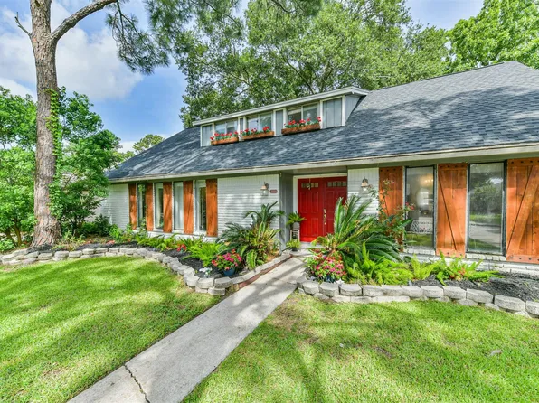 1723 Capstan Rd, Houston, TX 77062