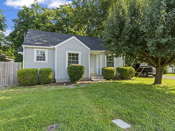 2nd image of 1009 Greenland Dr