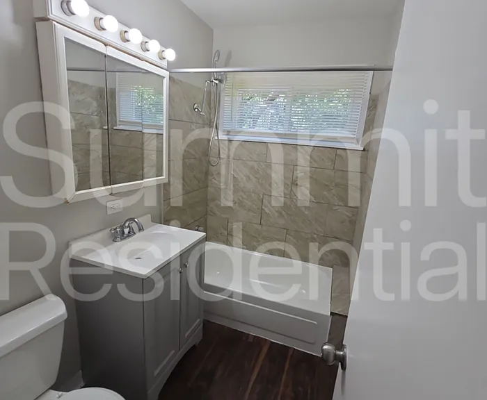 8004 E 91st St — Photo 9