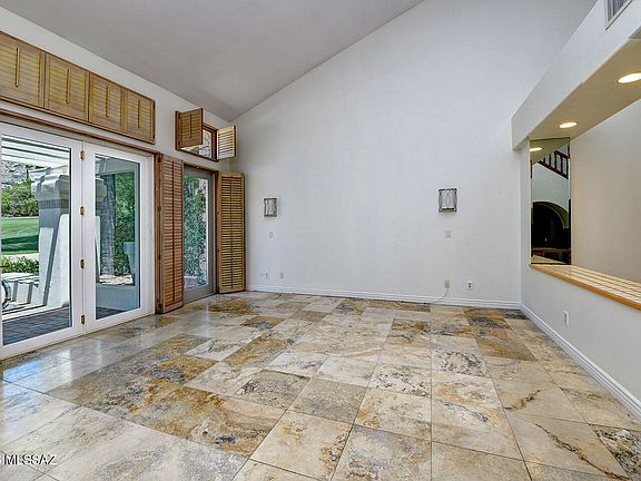 2nd image of 5031 E Calle Brillante