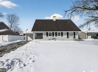 25 Blackwell Ln, Willingboro, NJ 08046