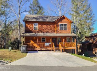 3423 Pebble Stone Way, Pigeon Forge, TN 37863