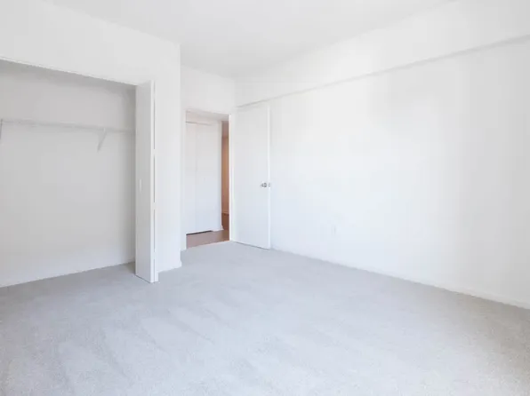 77 Park Avenue image 41 of 55