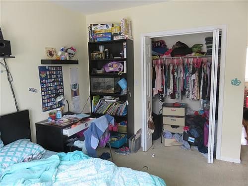 2nd image of 3312 W Beach Ave APT 4