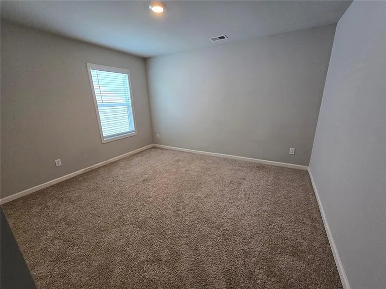 121 Valimar Dr — Photo 18