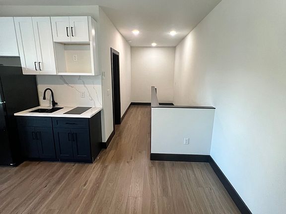 2nd image of 3337 4th Ave S