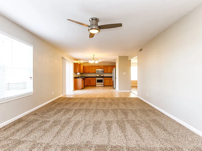 1051 Pine Ridge Way — Photo 5