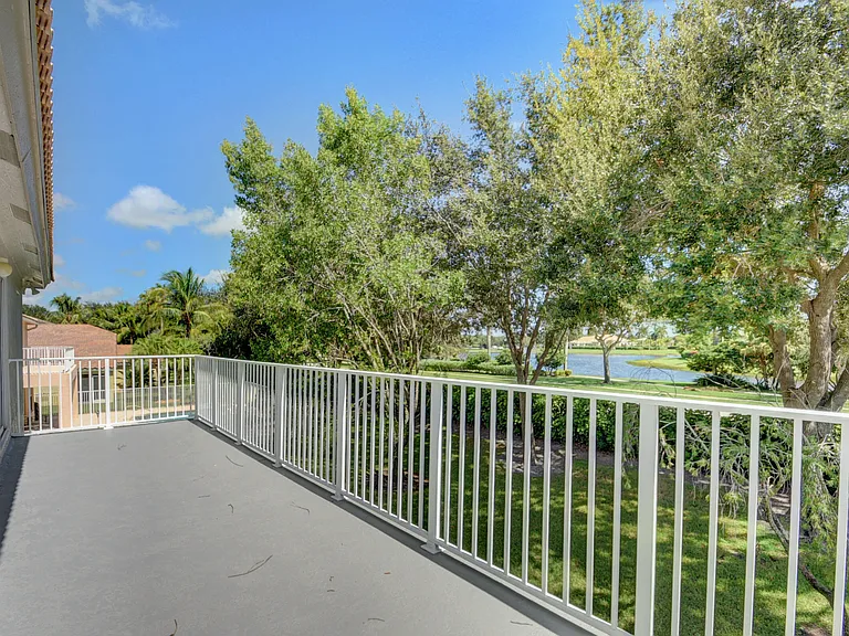 4006 Bahia Isle Cir — Photo 20