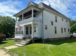 628 S Jackson St, Janesville, WI 53548
