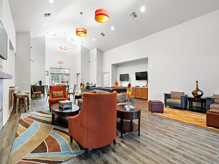 Auden Houston Student Housing Apartment Rentals Houston