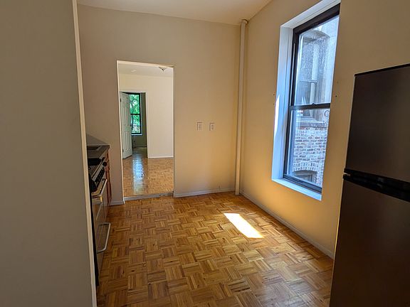 5th image of 232 E 80th St #14